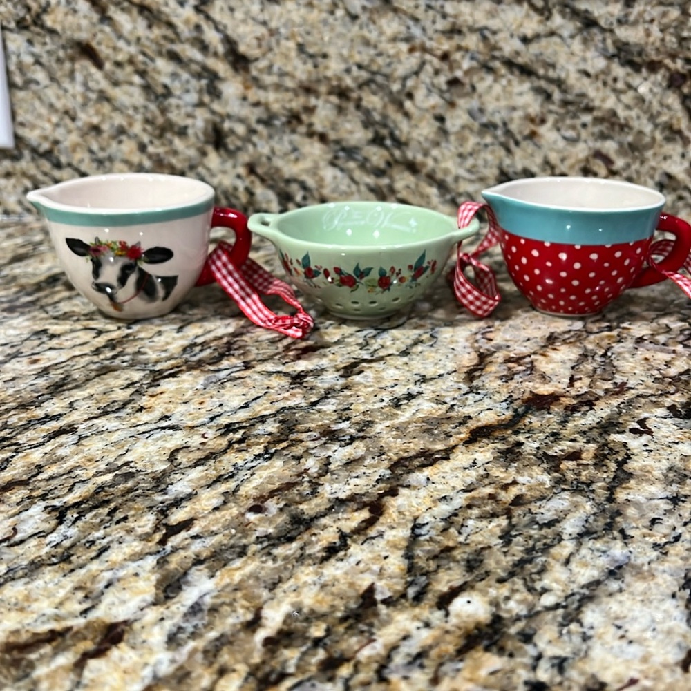 Pioneer Woman Christmas Ornaments Set of 3